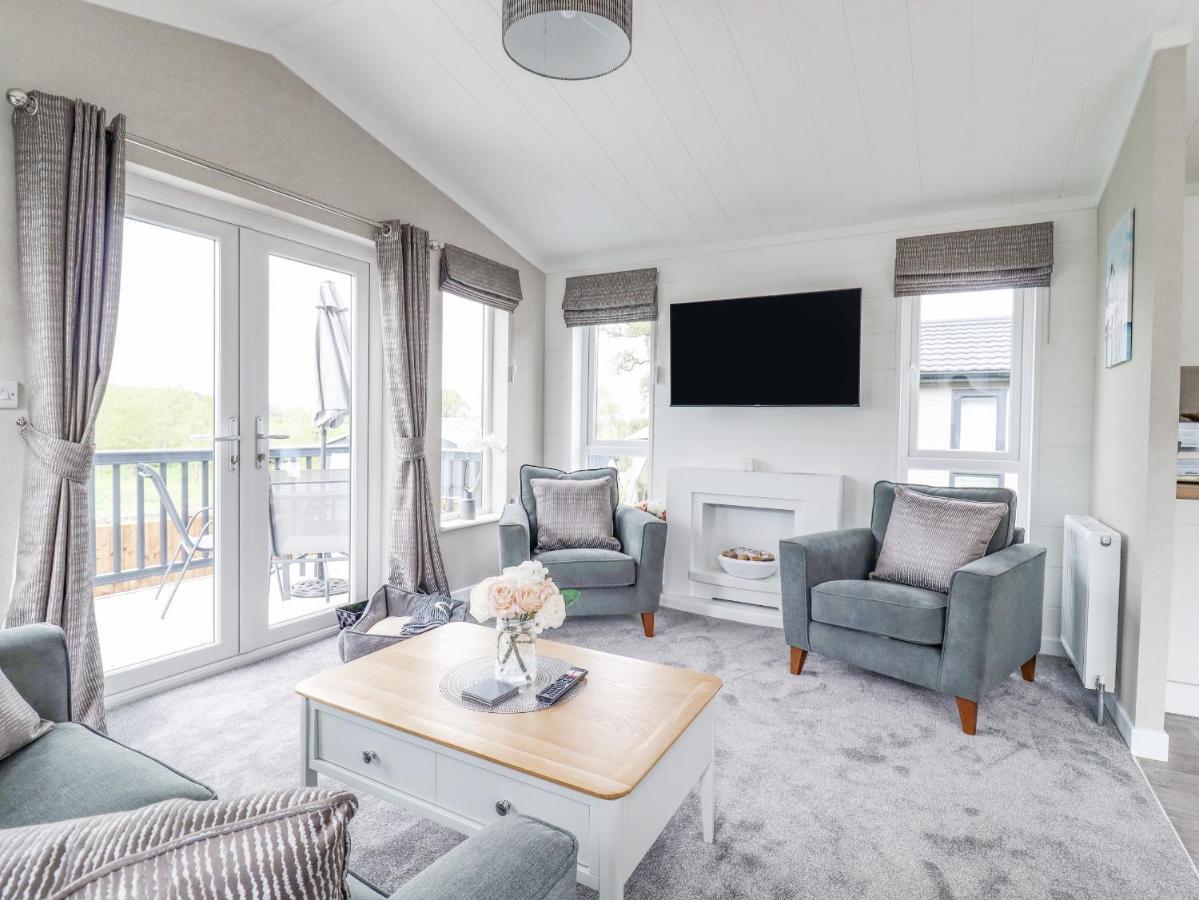 Вилла 36 Bucklesham Park Ипсвич Экстерьер фото