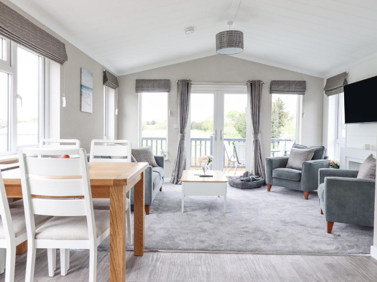 Вилла 36 Bucklesham Park Ипсвич Экстерьер фото